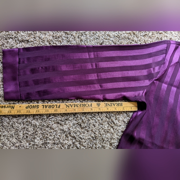 Halston Plum Sleep Shirt - MED - Picture 6 of 8